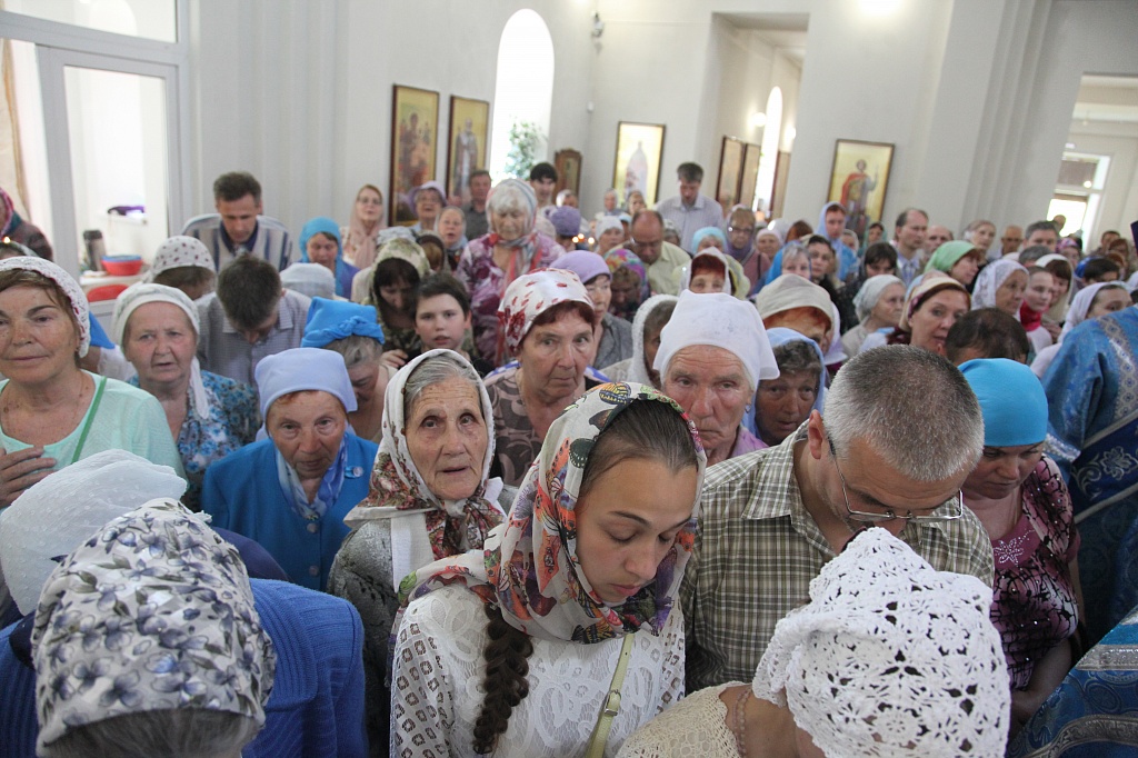 Храм достойно есть миасс фотографии. Храм достойно есть миасс расписание. Храм достойно есть. Храм достойно есть миасс расписание. Православный миасс вконтакте.