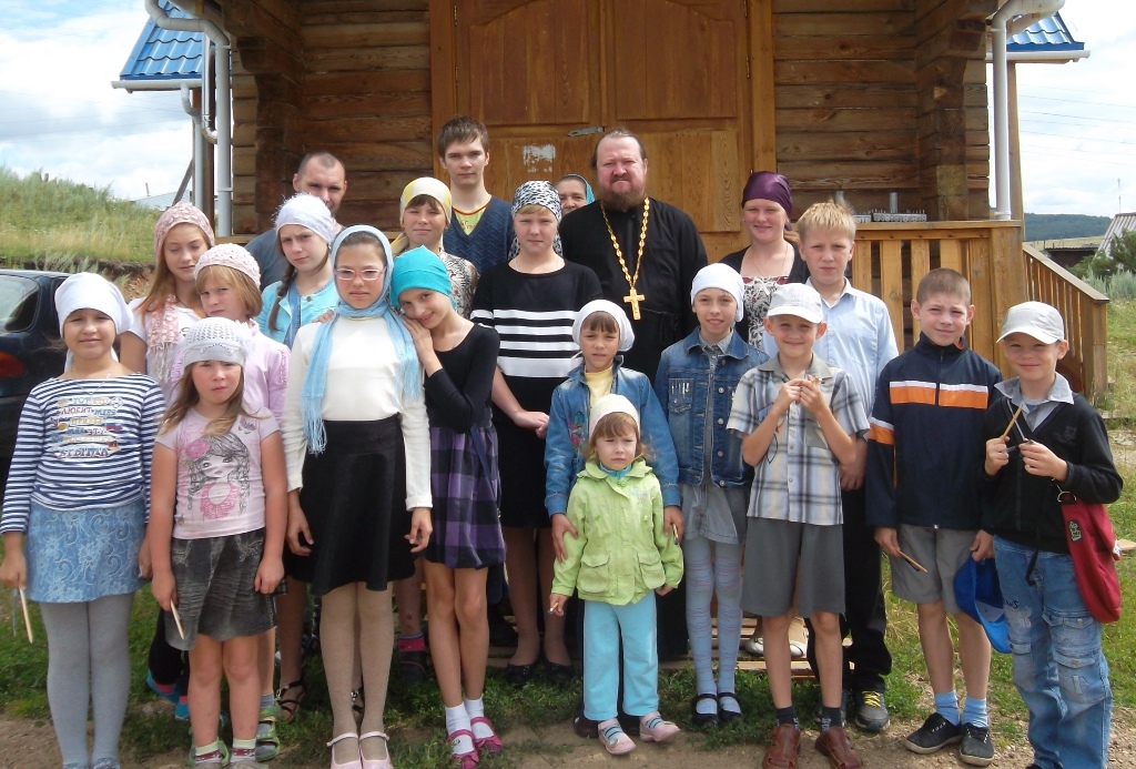 Погода в петропавловке кусинского. Церковь в лагере.