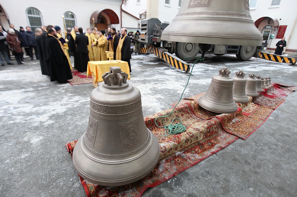 Колокола для храма Шушары