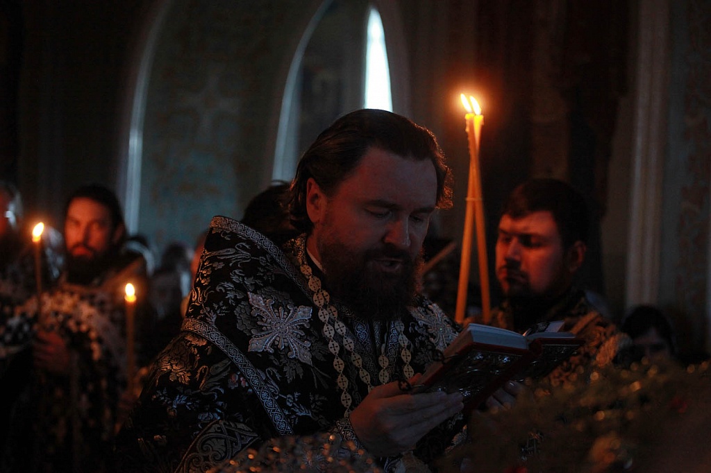 Поем вечернюю службу. Вечерняя служба.