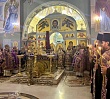 Митрополит Алексий принял участие в вечернем богослужении в канун дня памяти святителя Димитрия Ростовского