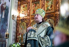 Митрополит Алексий совершил литургию в Свято-Троицком храме Челябинска