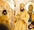 Правящий архиерей совершил Божественную литургию в нижнем храме кафедрального собора Рождества Христова