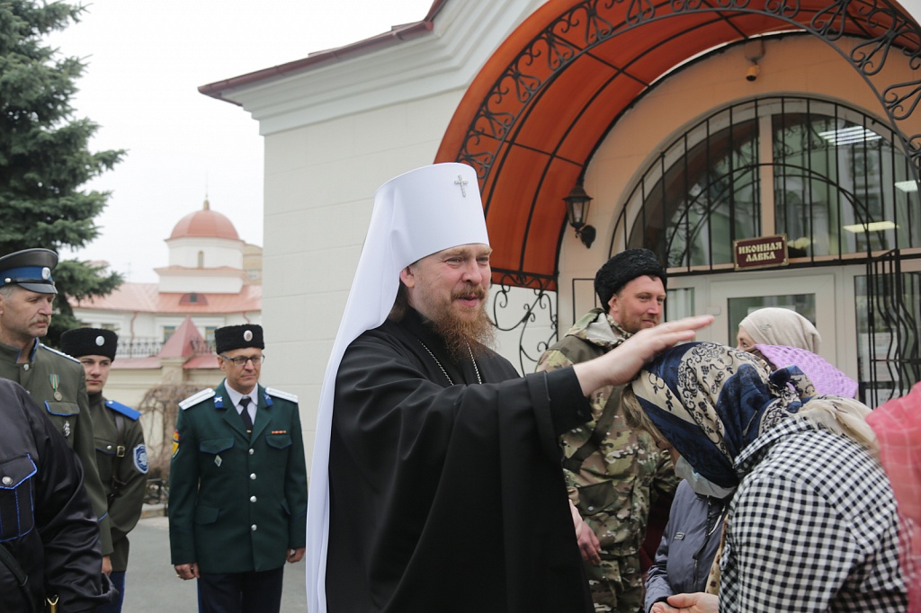 Митрополит челябинский и миасский алексий фото