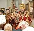 Митрополит Алексий совершил всенощное бдение в храме иконы Божией Матери «Нечаянная Радость» 