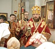 Митрополит Алексий совершил всенощное бдение в храме иконы Божией Матери «Нечаянная Радость» 