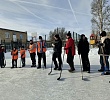 Прихожане храма святителя Иоанна Златоуста в Карабаше приняли участие в турнире по хоккею на валенках