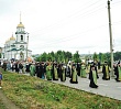 В День Святой Троицы архиереи Челябинской митрополии совершили Литургию в кафедральном соборе Троицка