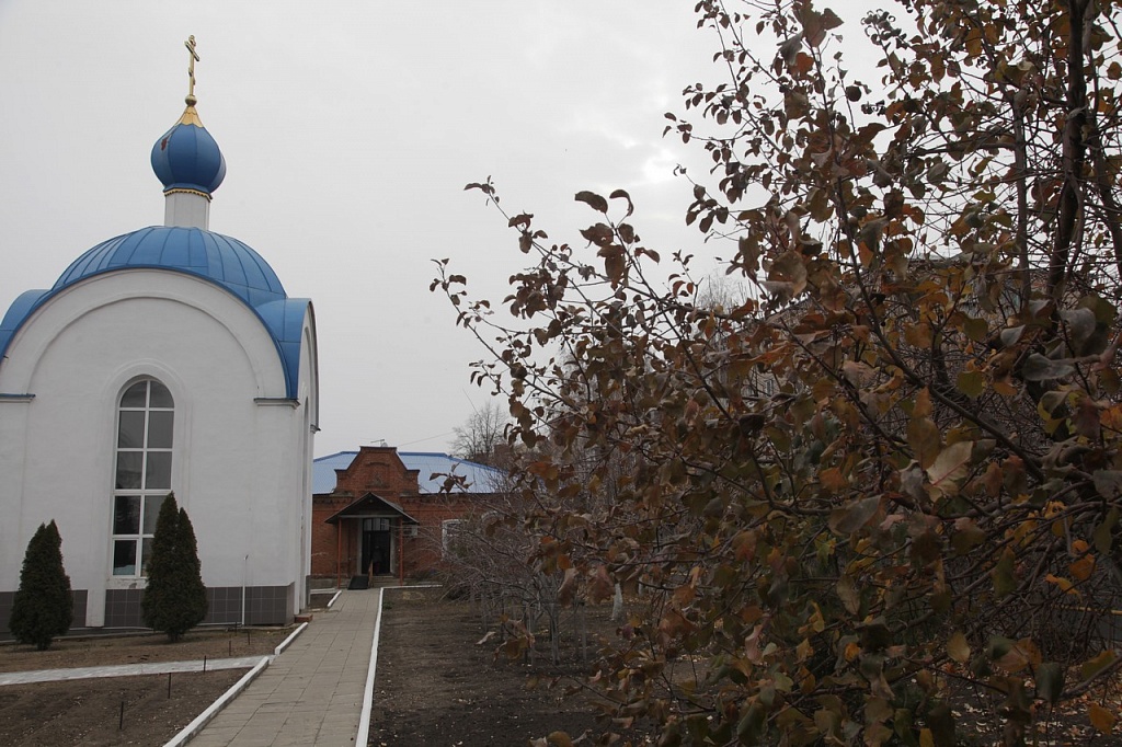 Свято Казанский женский монастырь. Свято-Казанский женский монастырь Троицк. Свято-Казанский женский монастырь Троицк Челябинская область. Женский монастырь Троицк Челябинская.