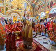 Митрополит Алексий в сонме архиереев сослужил Святейшему Патриарху Кириллу во время освящения храма в Оренбурге