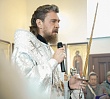 Митрополит Алексий совершил вечернее богослужение в храме святителя Николая поселка Солнечный 