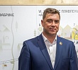Правящий архиерей поздравил генерального директора ПАО «Комбинат «Магнезит» с юбилеем предприятия